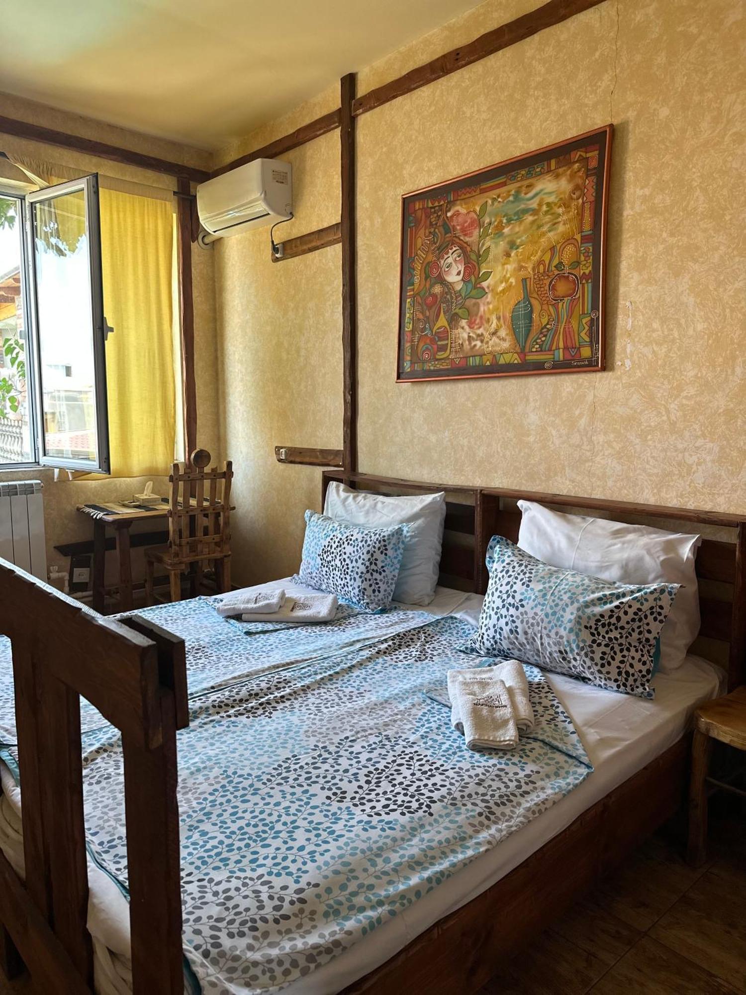 Machanents Art Hotel Vagharshapat Exterior photo